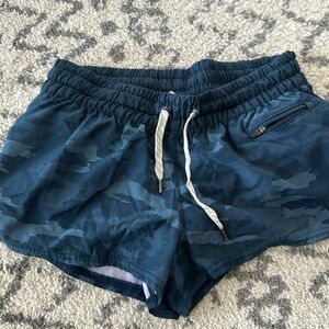 Vuori atheletic shorts